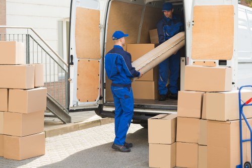 Removal van supporting house moves in Chislehurst